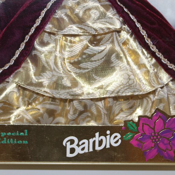 Vintage Mattel 1996 Holiday Barbie NIB - Picture 5 of 9